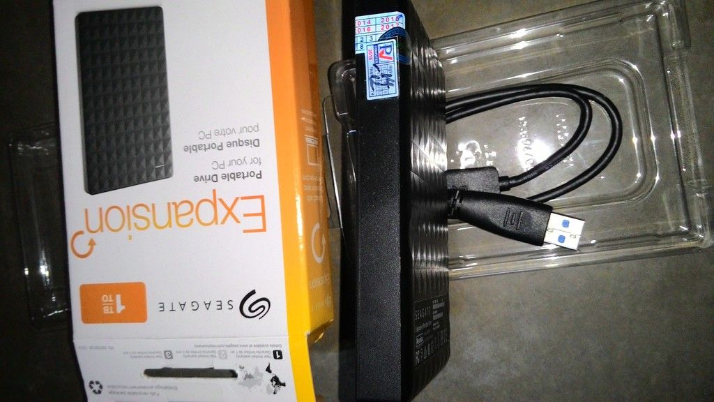 Ổ cứng di động Seagate 1TB mới mua vài ngày tại Phong Vũ - 3