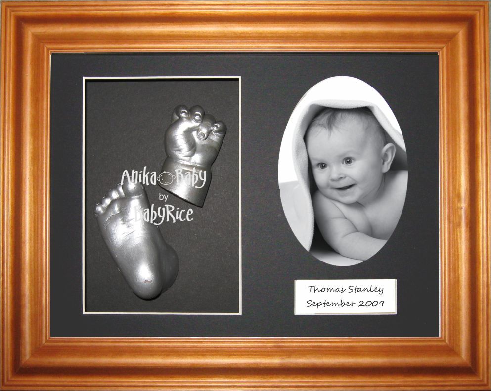  photo honey pine black 3 oval silver casts.jpg