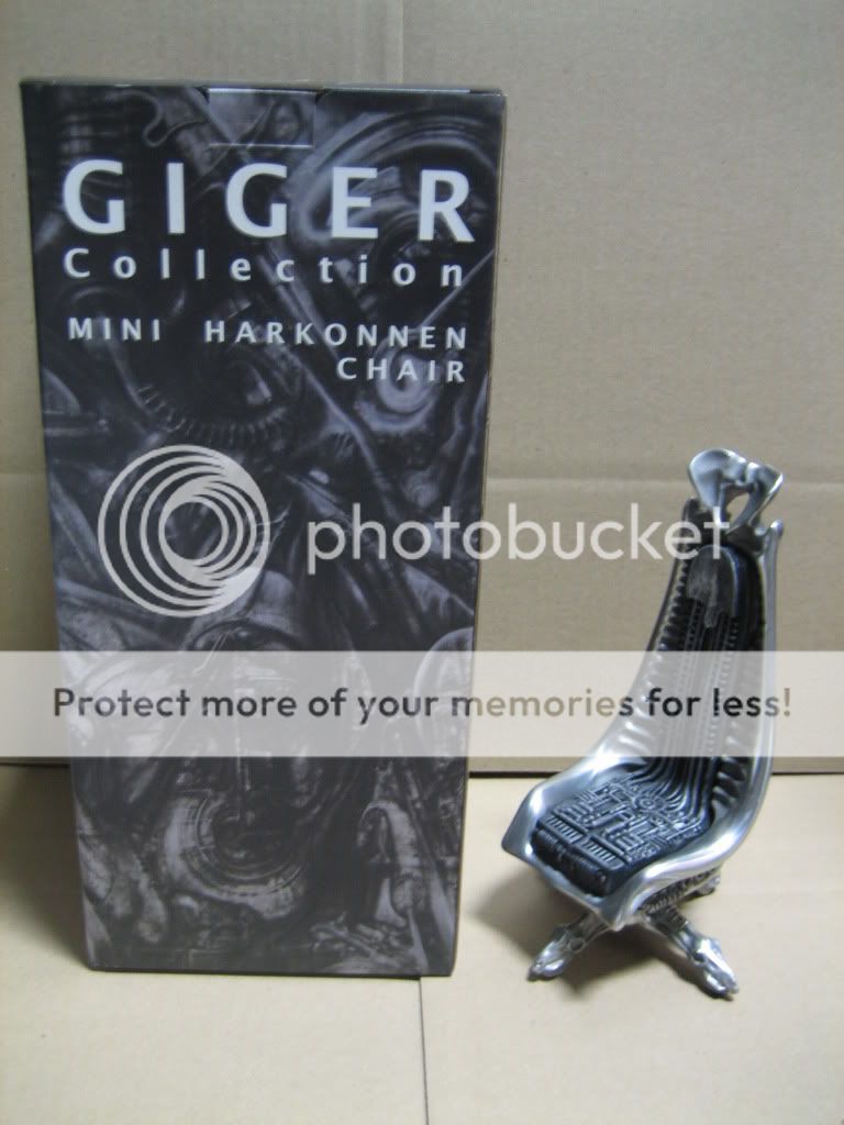 Giger Alien AVP (Mini Harkonnen Capo Chair) Full Metal Super limited 