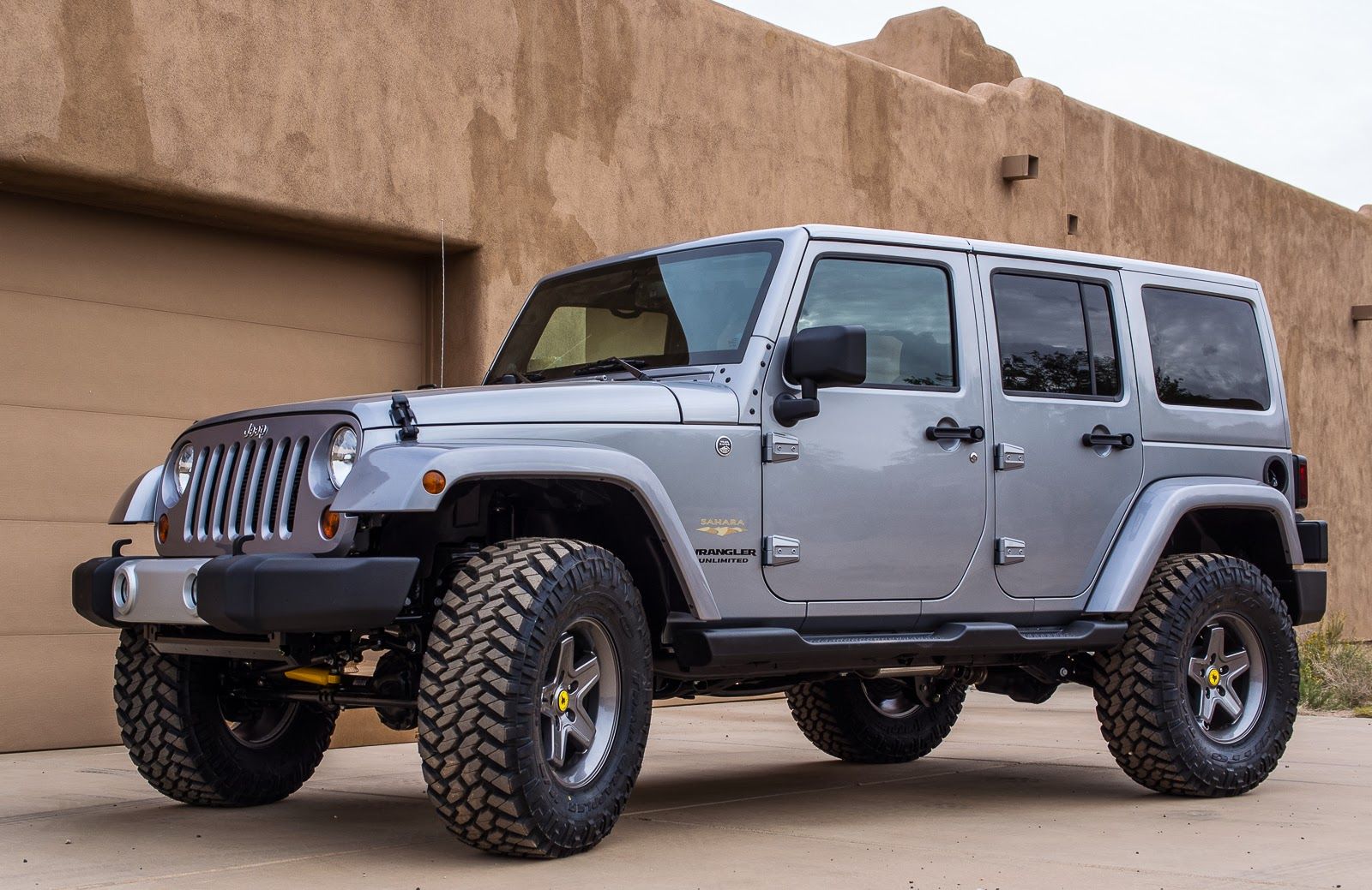 Wheels And Tires For Jeep Wrangler Sahara